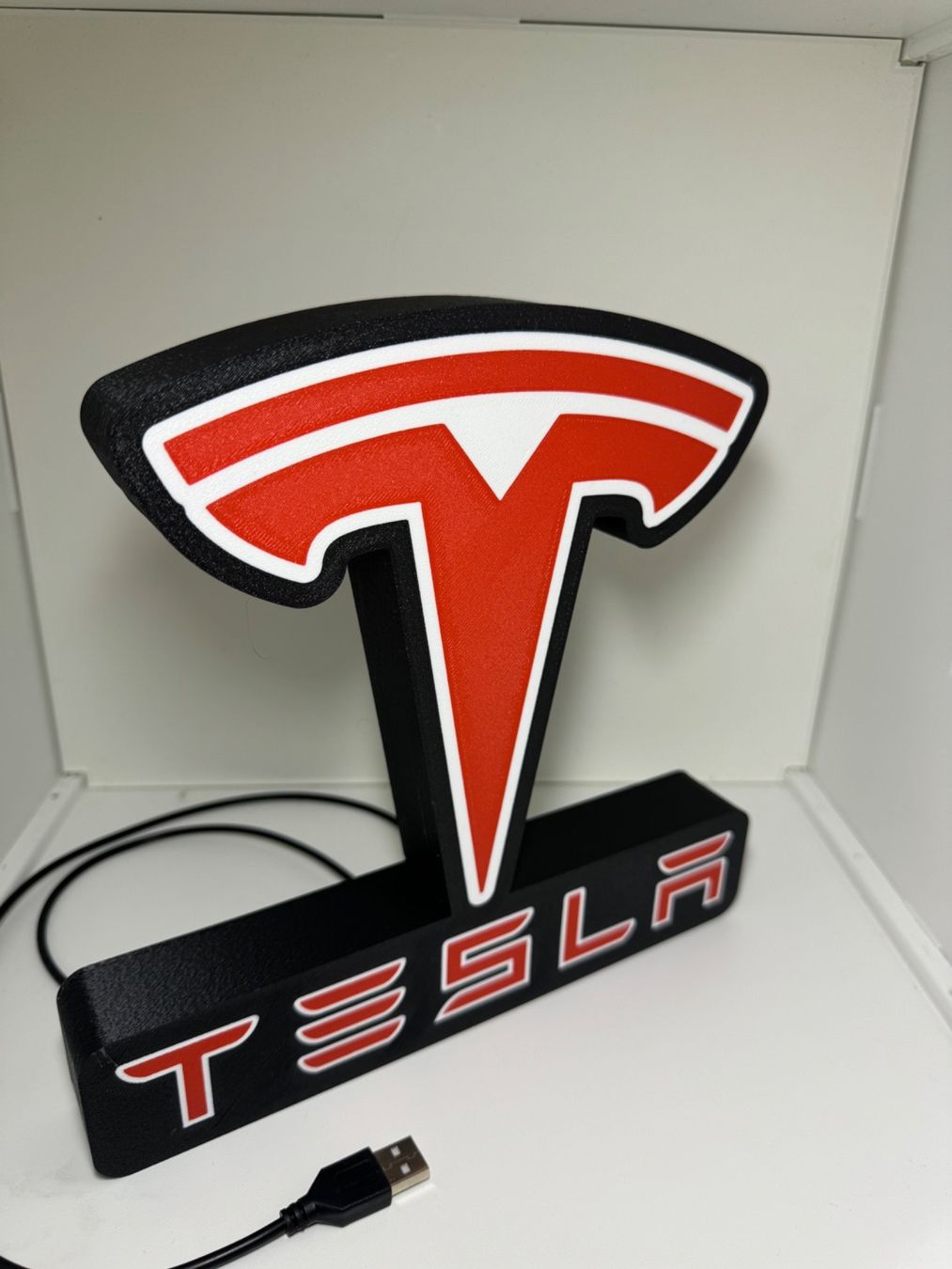 LedBOX TESLA