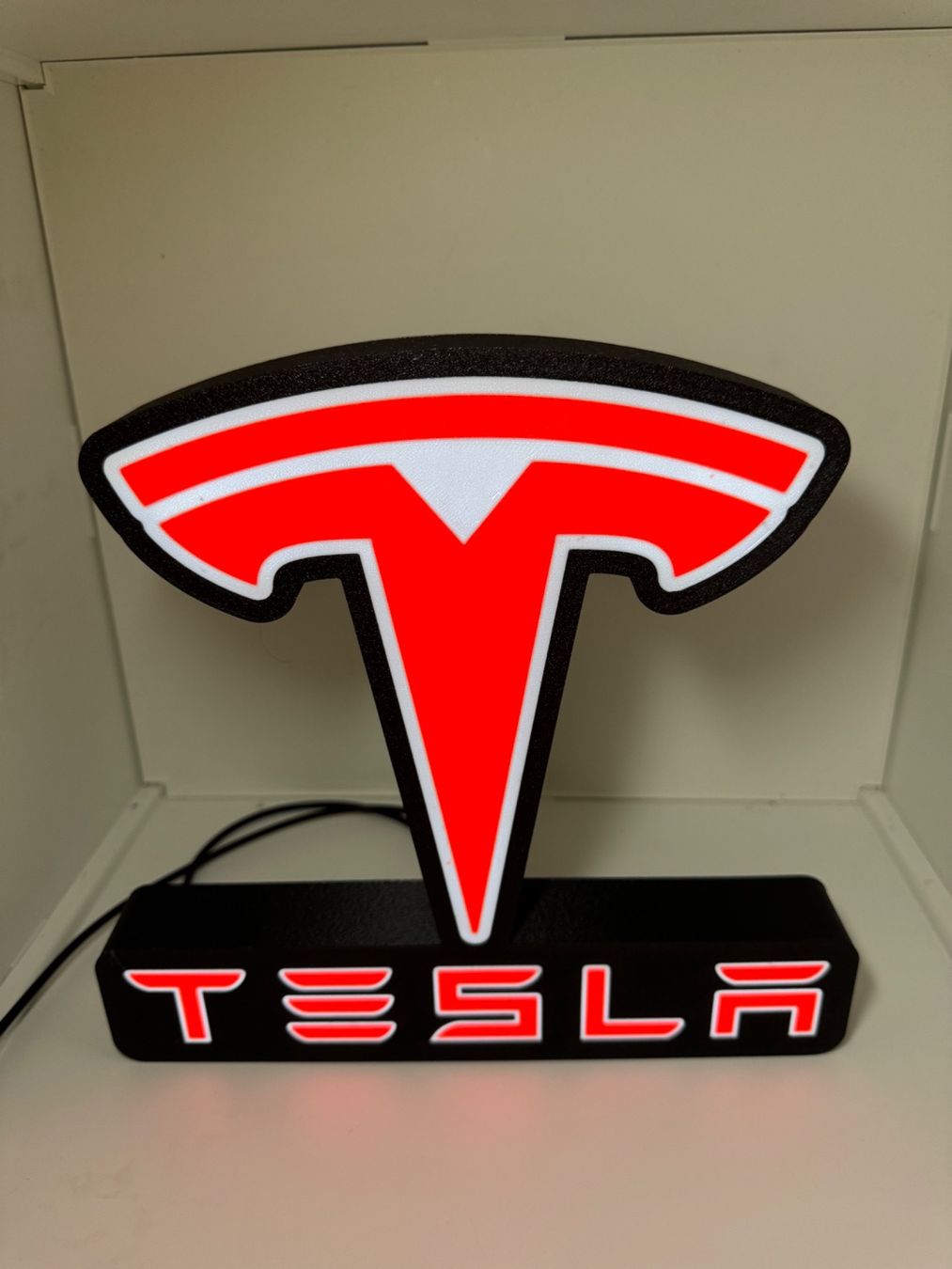 LedBOX TESLA